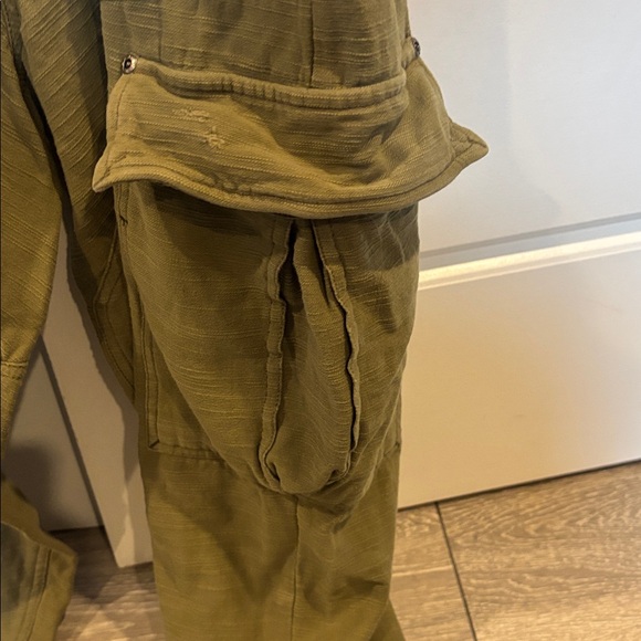 Free People Olive Green Cropped Cargo Pants - Picture 2 of 7